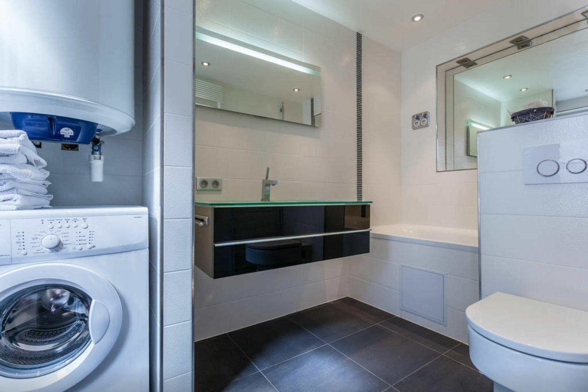Appartement Quai Des Bateliers Strasbourg Bagian luar foto